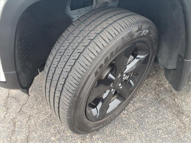 used 2024 Jeep Grand Cherokee L car, priced at $34,995