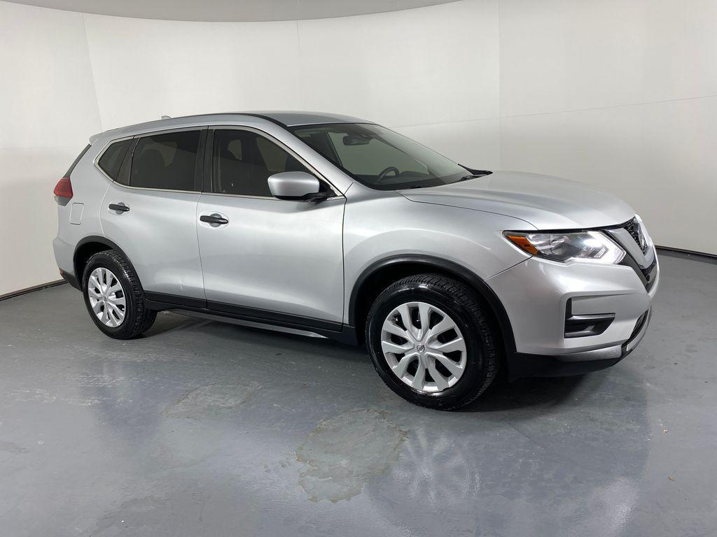 used 2020 Nissan Rogue car, priced at $10,928