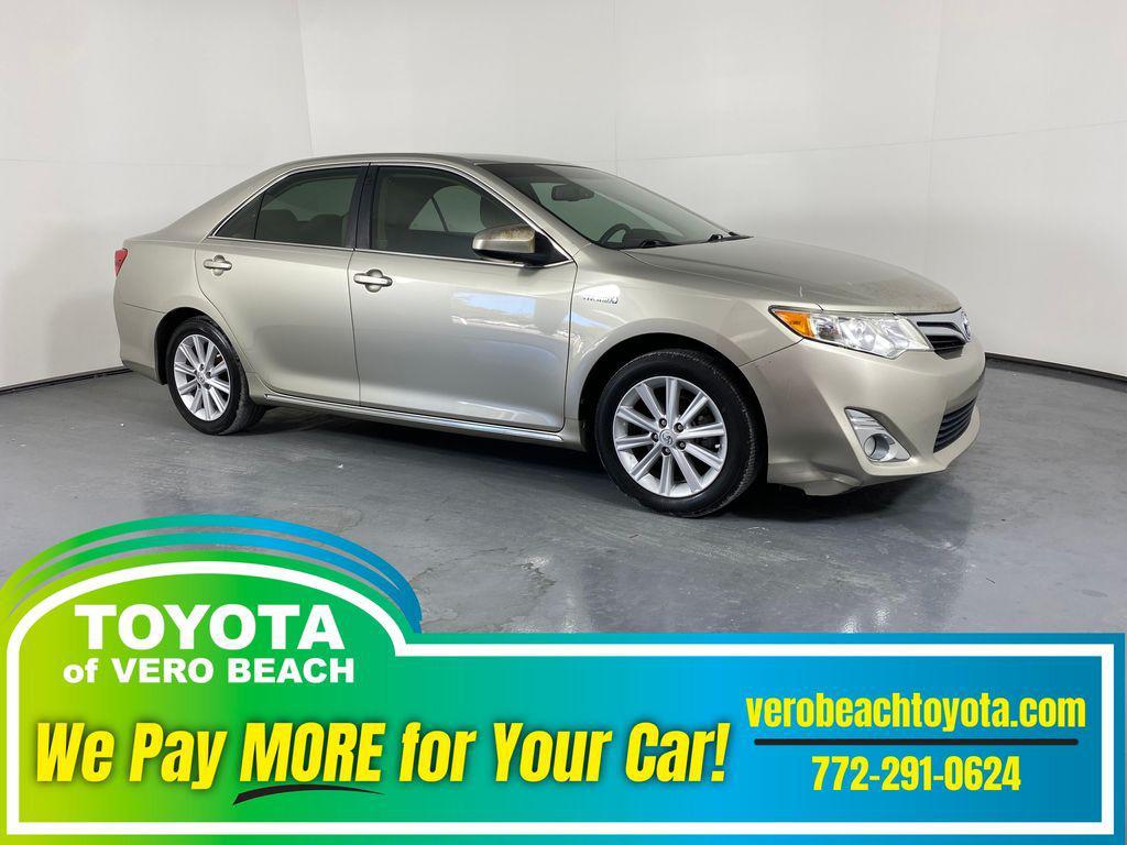 used 2014 Toyota Camry Hybrid car, priced at $7,998