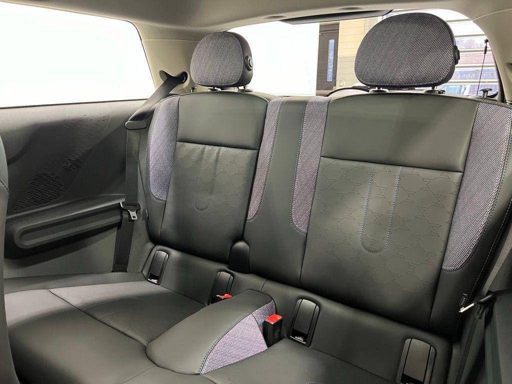 used 2025 MINI Hardtop car, priced at $27,499