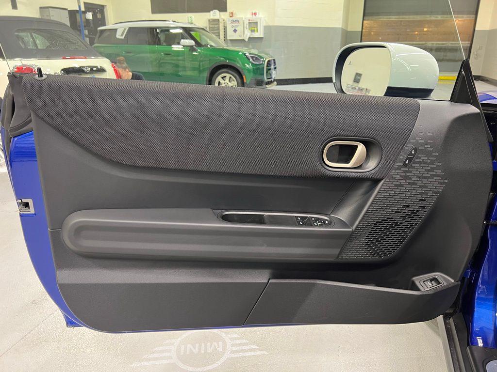 used 2025 MINI Hardtop car, priced at $27,499