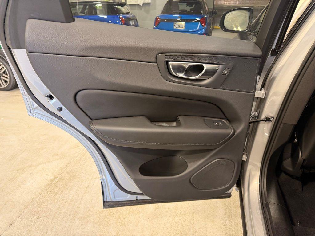 used 2025 Volvo XC60 car, priced at $37,999