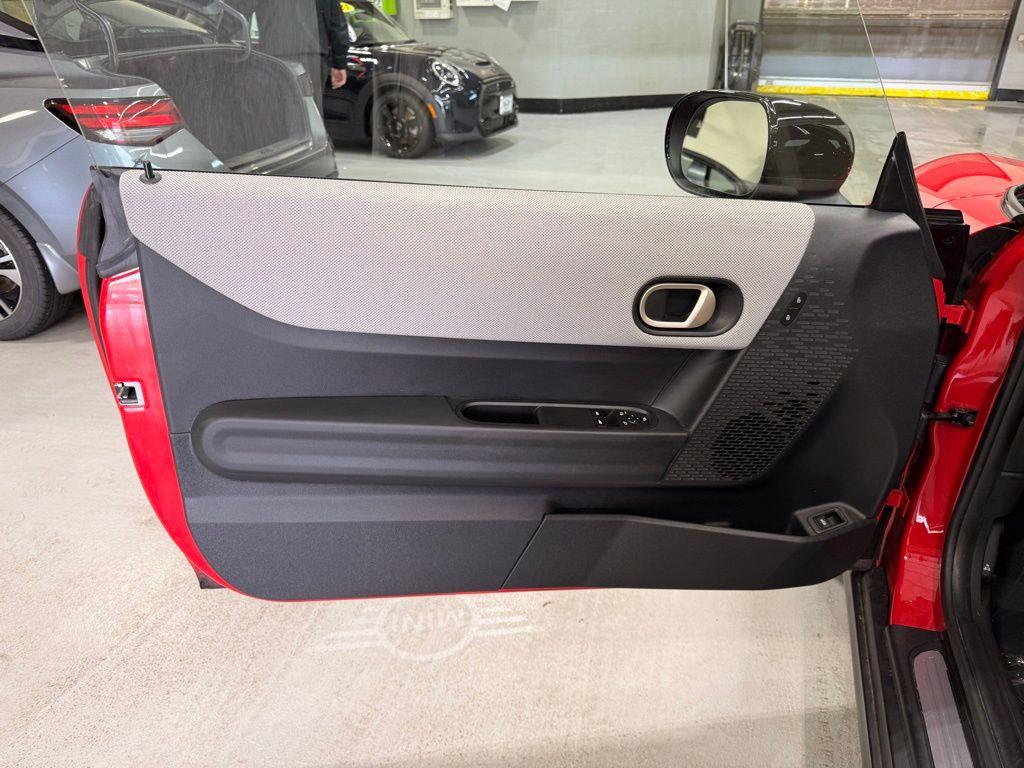 used 2025 MINI Hardtop car, priced at $27,349