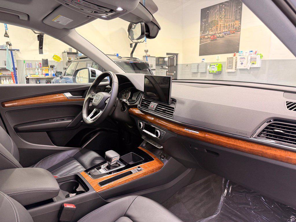 Audi Q5 view 29