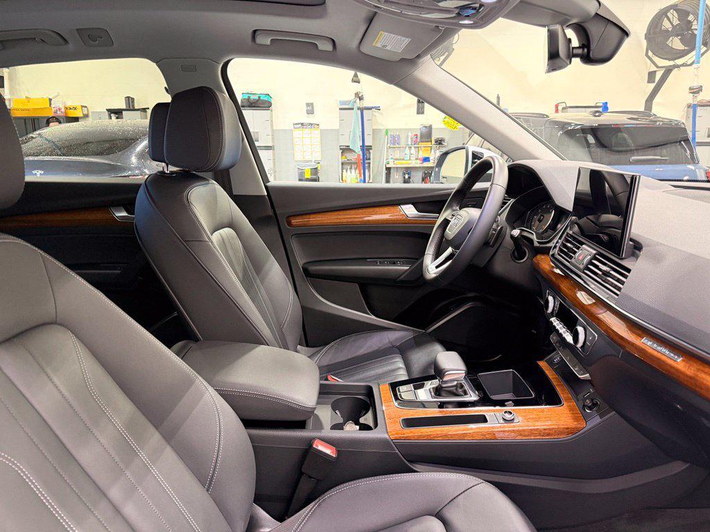 Audi Q5 view 30