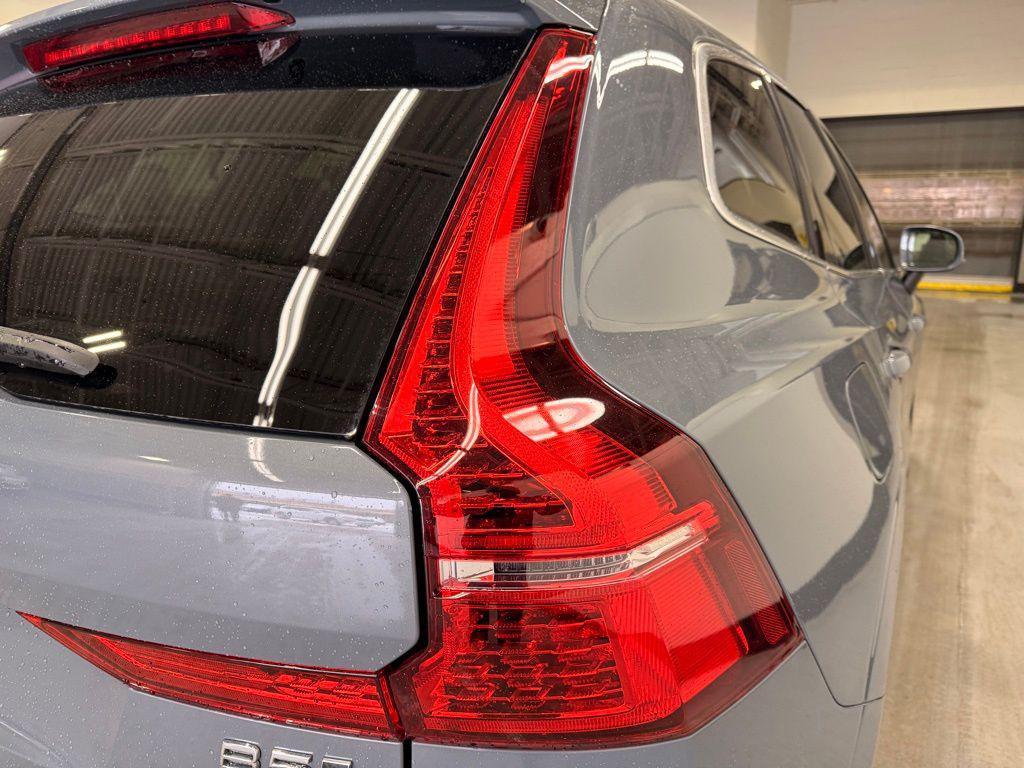 used 2023 Volvo XC60 car, priced at $32,999