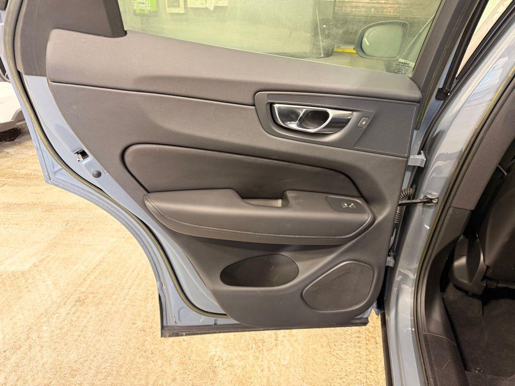 used 2023 Volvo XC60 car, priced at $32,999