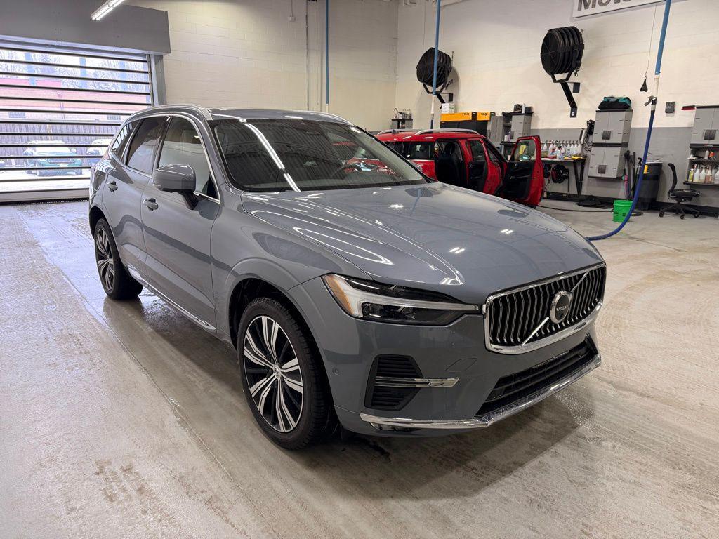 used 2023 Volvo XC60 car, priced at $32,999
