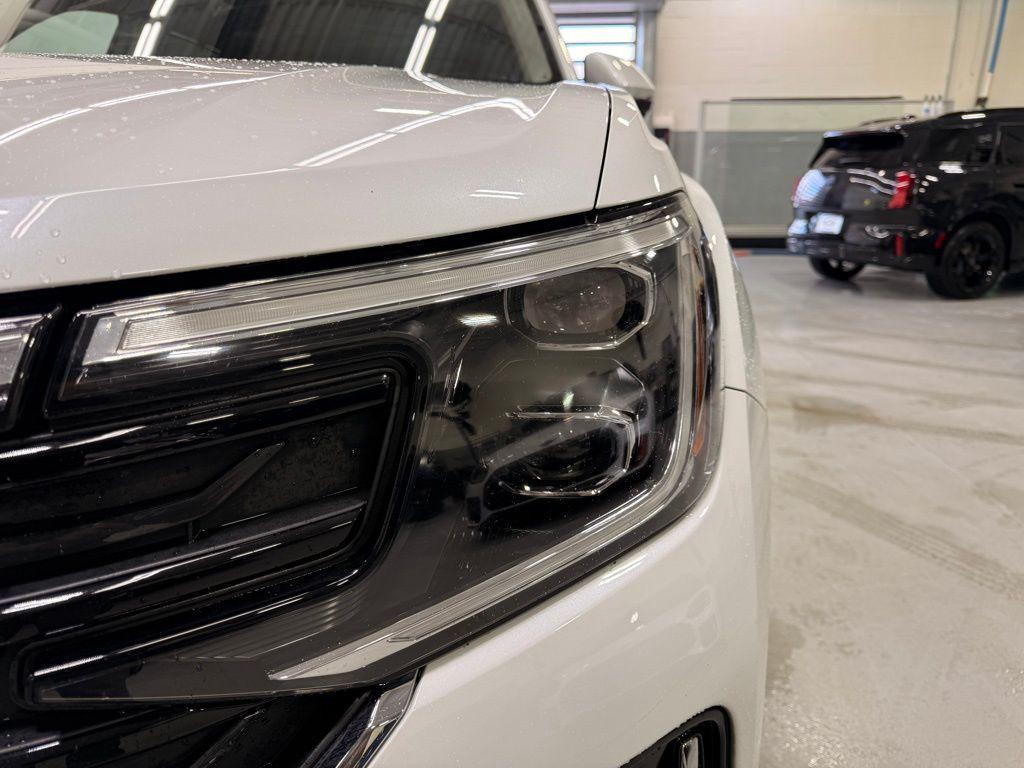 used 2024 Volkswagen Atlas car, priced at $38,999