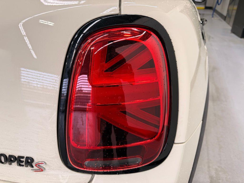 used 2023 MINI Hardtop car, priced at $26,999