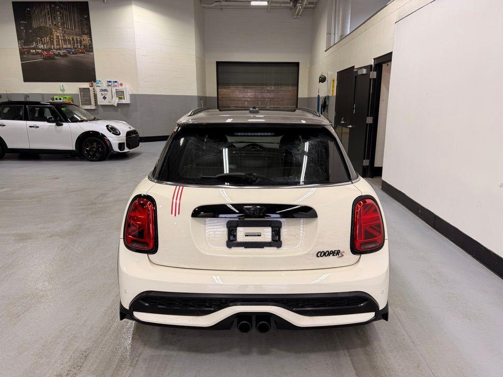 used 2023 MINI Hardtop car, priced at $26,999