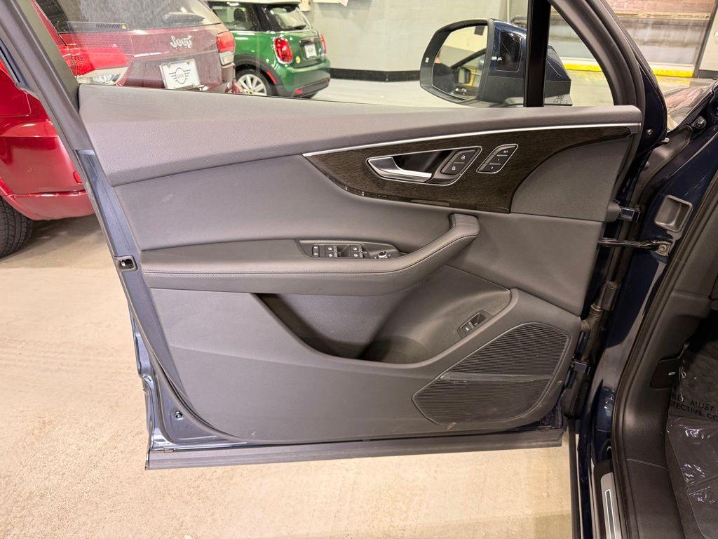 used 2023 Audi Q7 car, priced at $37,349