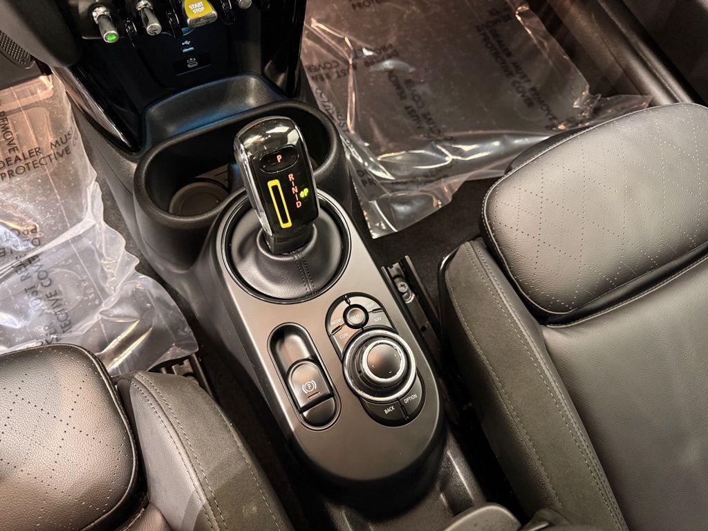 used 2024 MINI Hardtop car, priced at $24,232