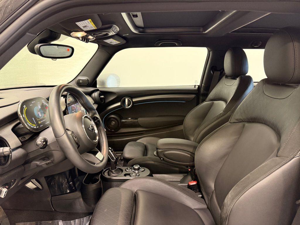 used 2024 MINI Hardtop car, priced at $24,232