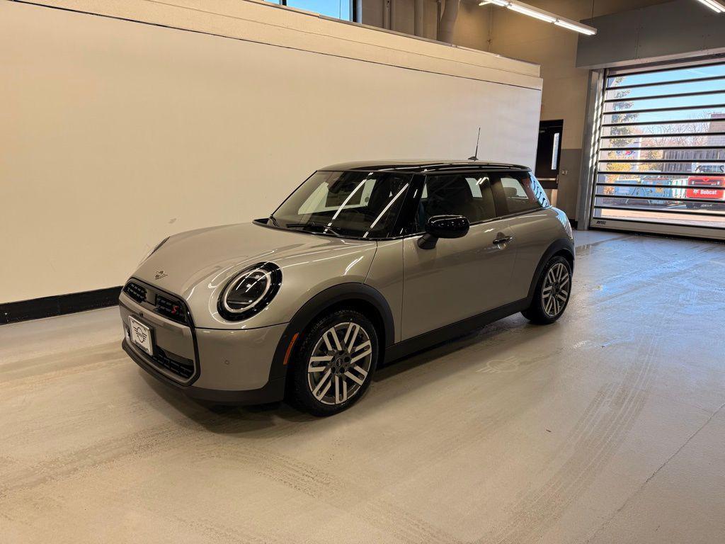 new 2026 MINI Hardtop car, priced at $38,255