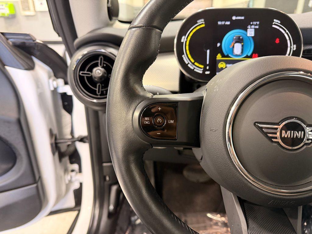 used 2024 MINI Hardtop car, priced at $21,984