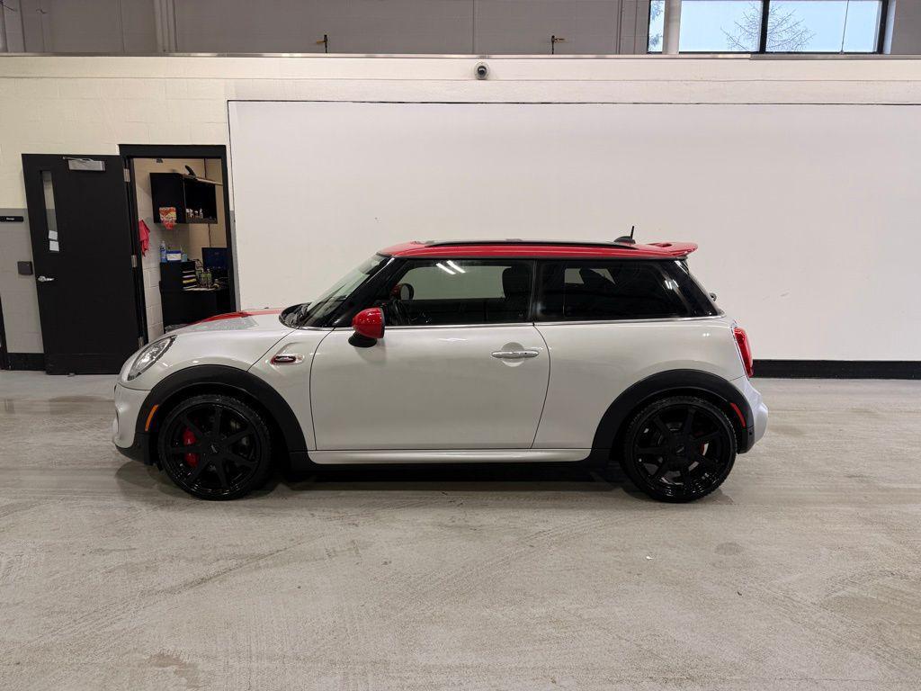 used 2018 MINI Hardtop car, priced at $24,999