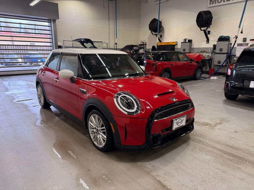 used 2023 MINI Hardtop car, priced at $23,249