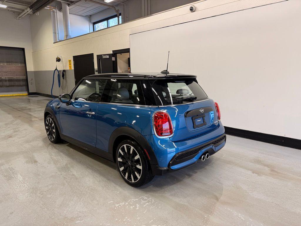 used 2024 MINI Hardtop car, priced at $26,999