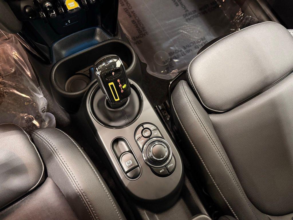 used 2024 MINI Hardtop car, priced at $23,497