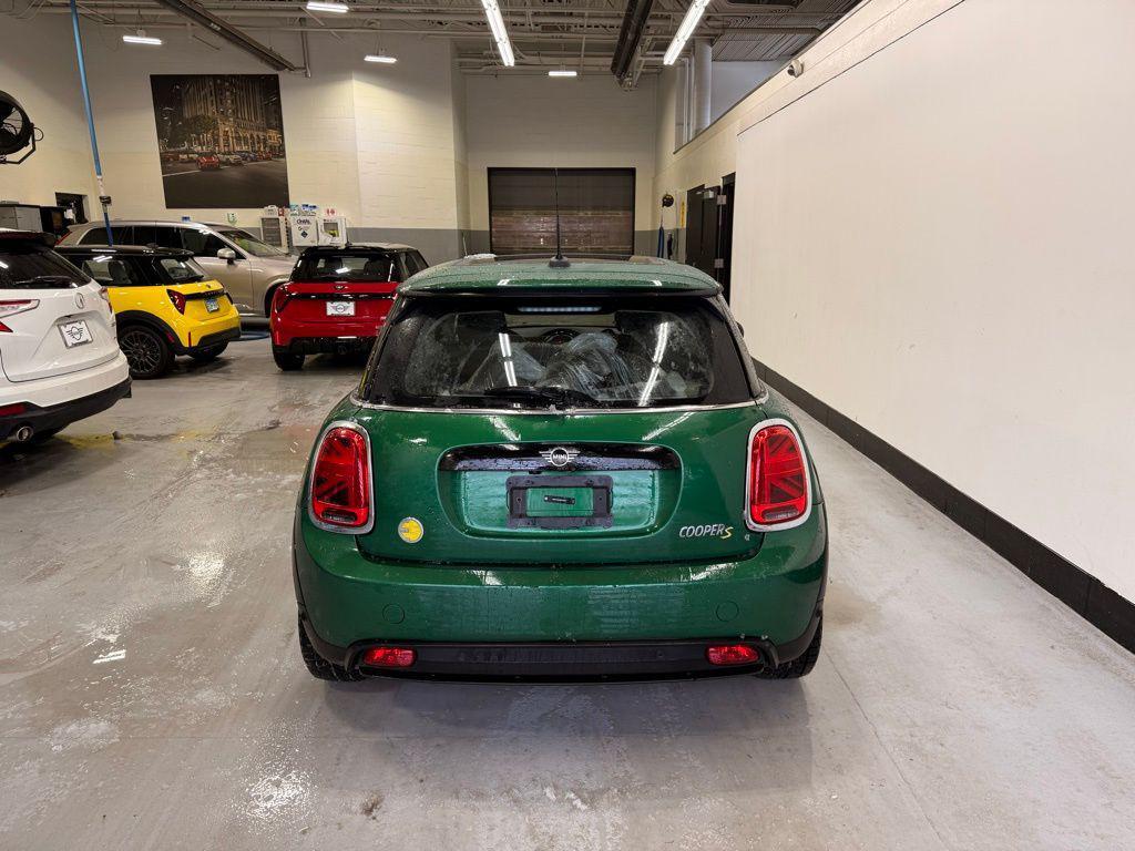 used 2024 MINI Hardtop car, priced at $23,497