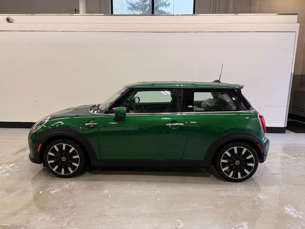 used 2024 MINI Hardtop car, priced at $23,497
