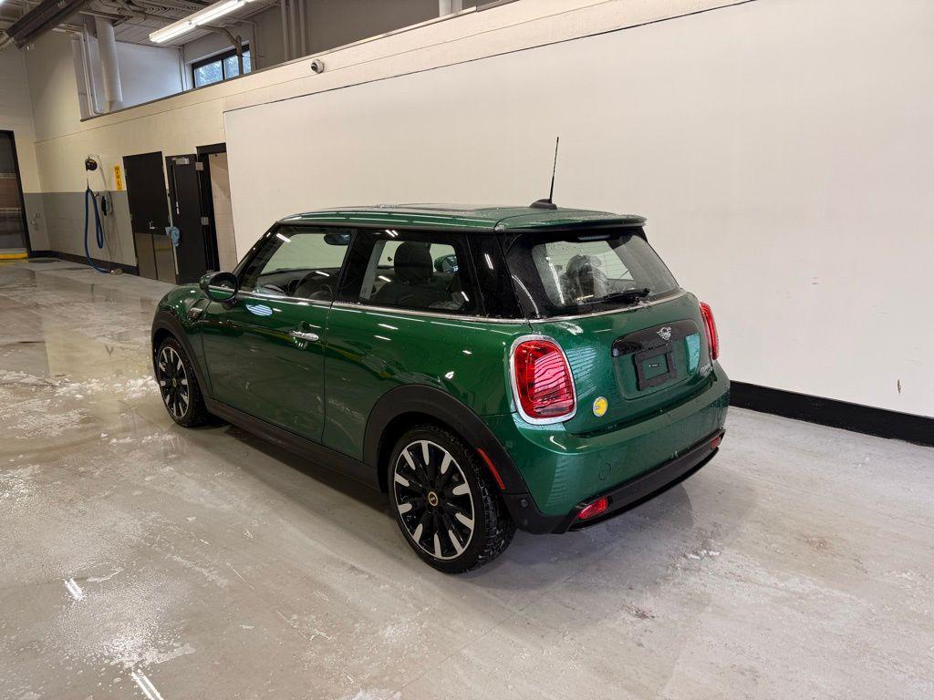 used 2024 MINI Hardtop car, priced at $23,497