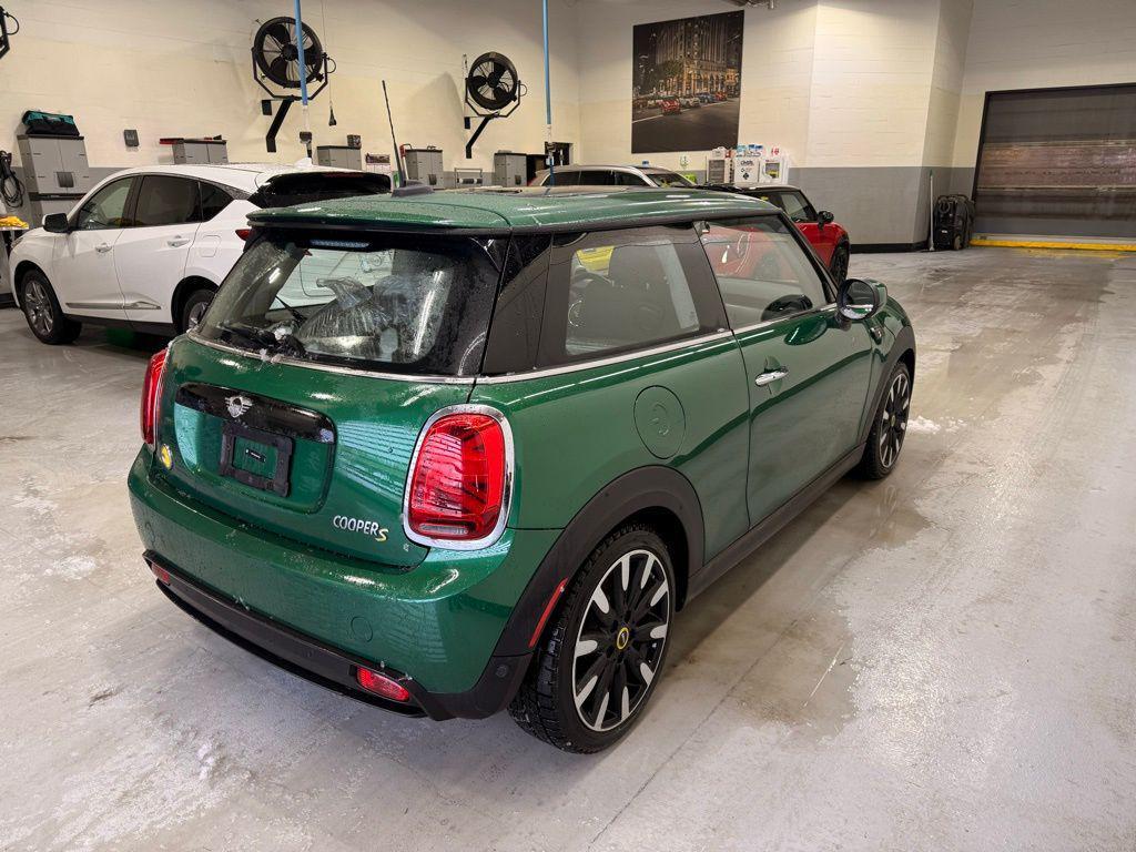 used 2024 MINI Hardtop car, priced at $23,497