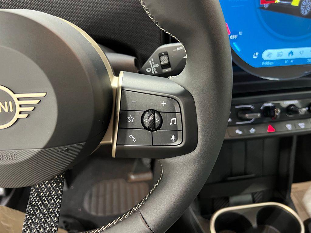 used 2025 MINI Hardtop car, priced at $26,999