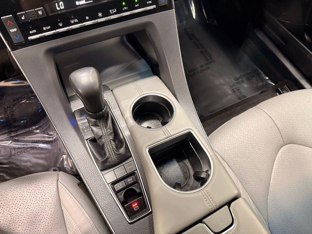 used 2019 Toyota Avalon Hybrid car, priced at $26,999