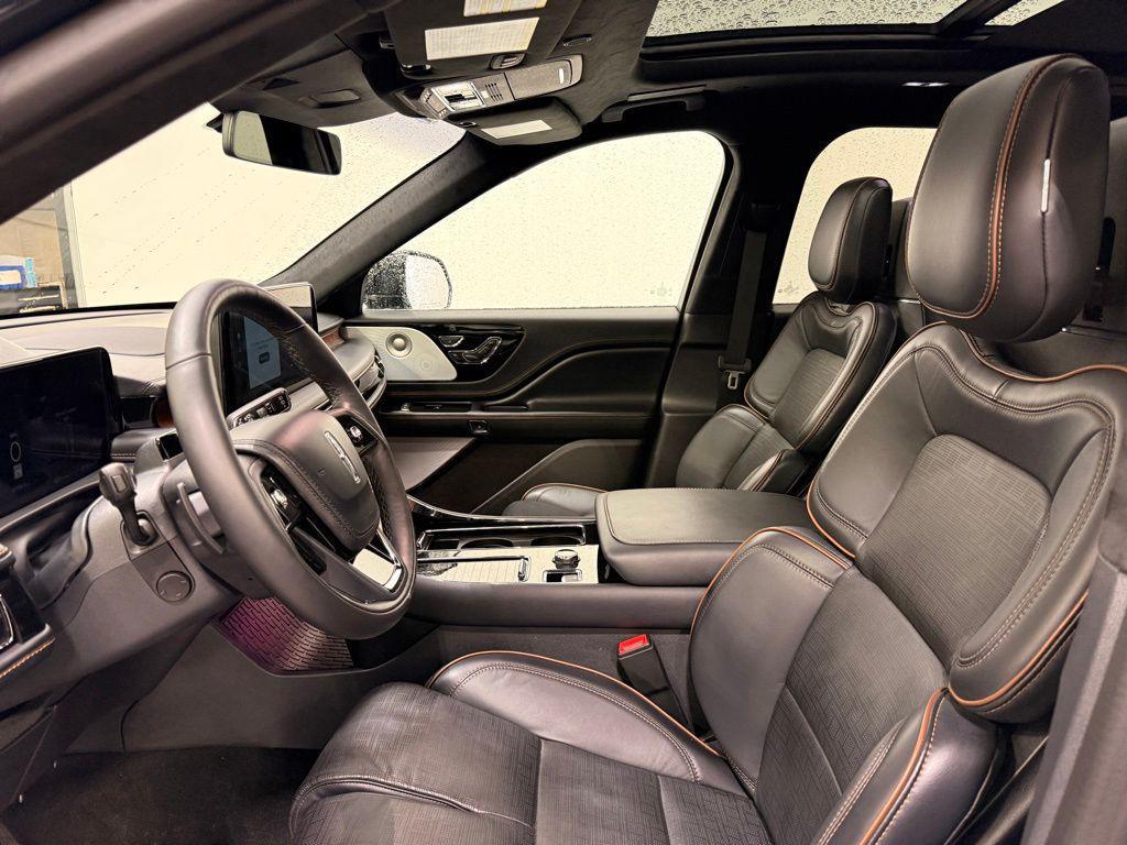 used 2025 Lincoln Aviator car, priced at $75,470