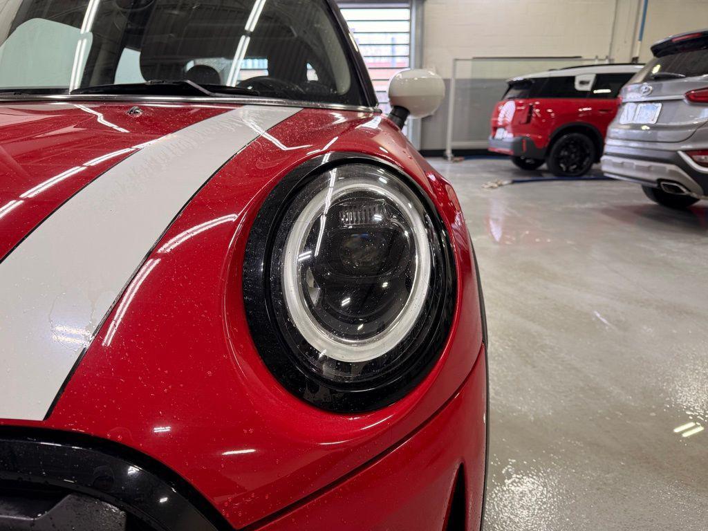 used 2023 MINI Hardtop car, priced at $25,499