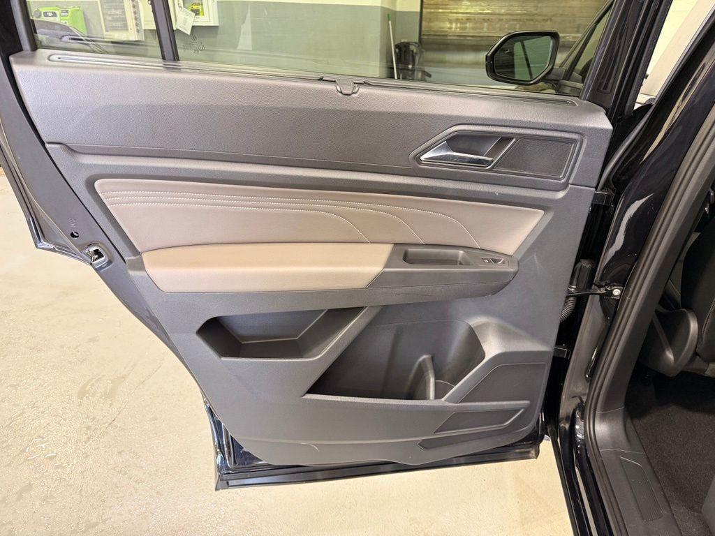 used 2023 Volkswagen Atlas car, priced at $35,999