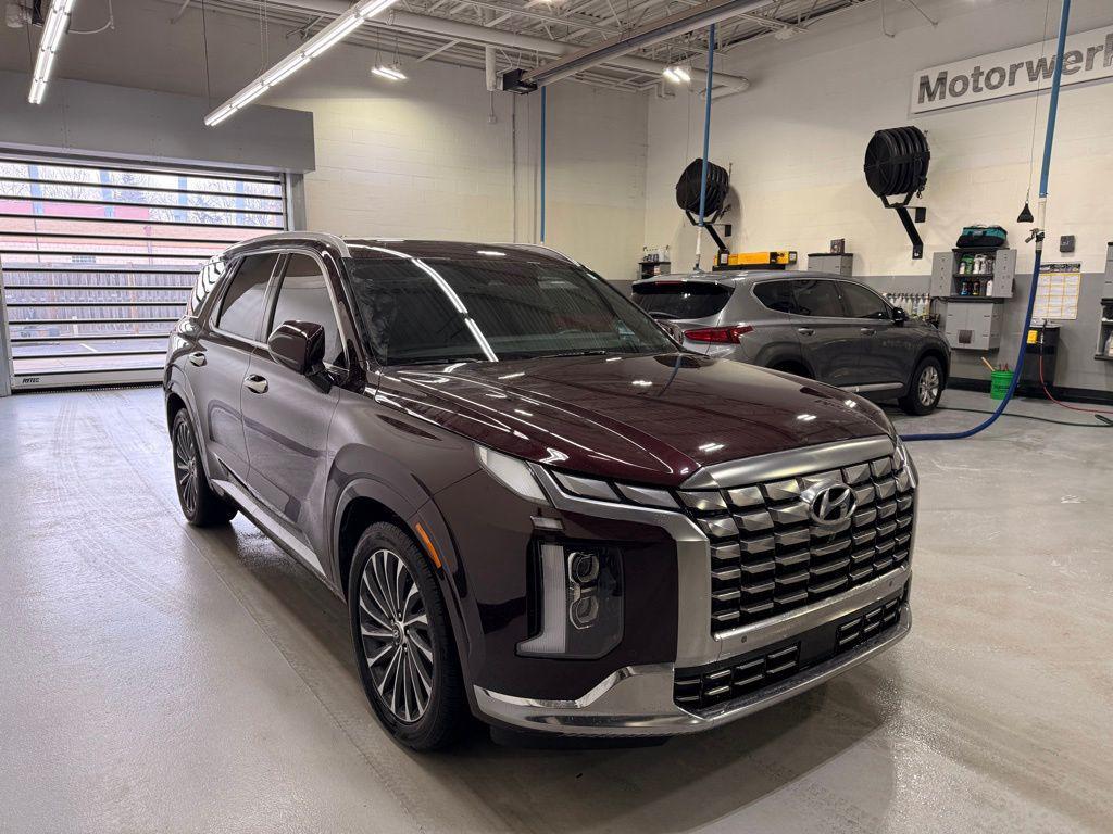 used 2023 Hyundai Palisade car, priced at $39,737