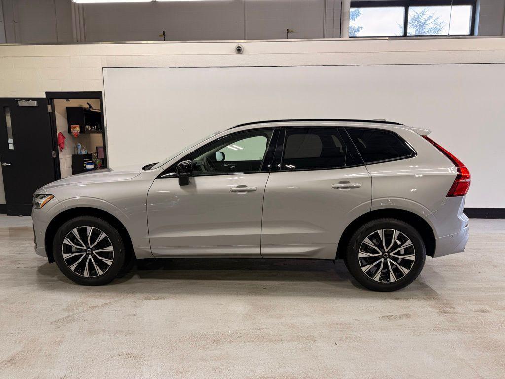 used 2025 Volvo XC60 car, priced at $38,997