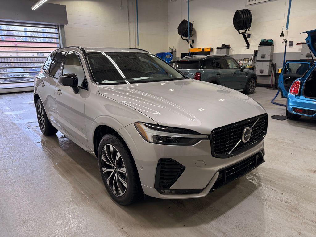 used 2025 Volvo XC60 car, priced at $38,997