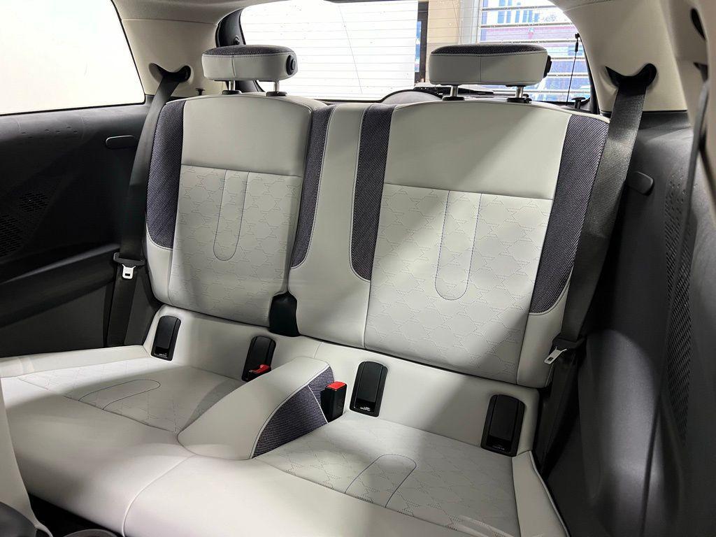 used 2025 MINI Hardtop car, priced at $28,350