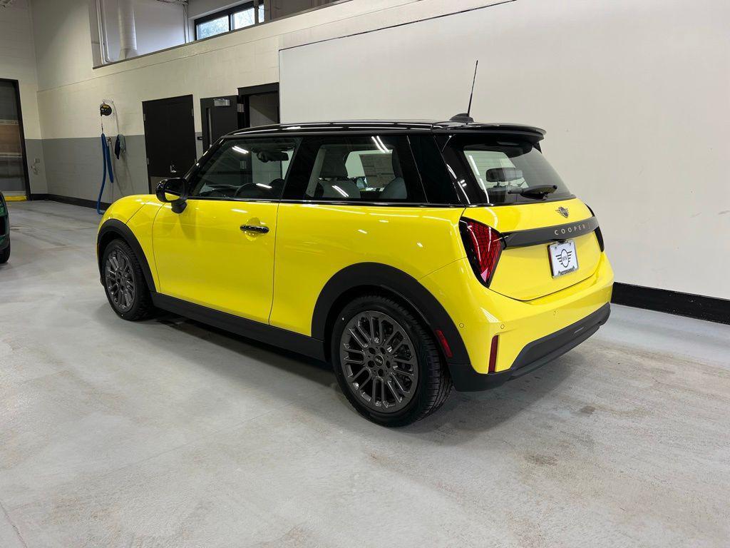 used 2025 MINI Hardtop car, priced at $28,998