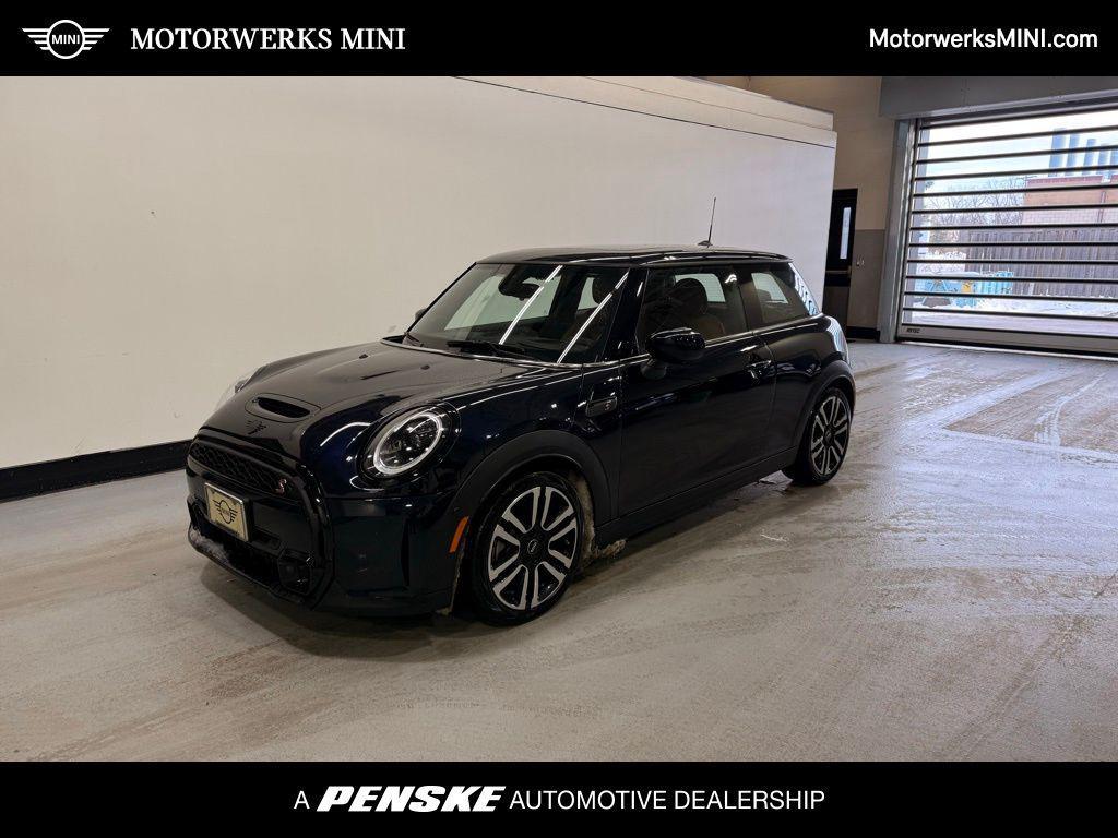 used 2023 MINI Hardtop car, priced at $25,499