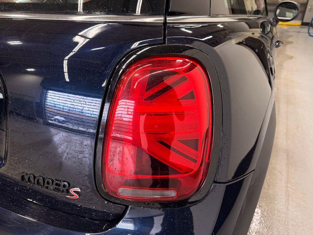 used 2023 MINI Hardtop car, priced at $23,999