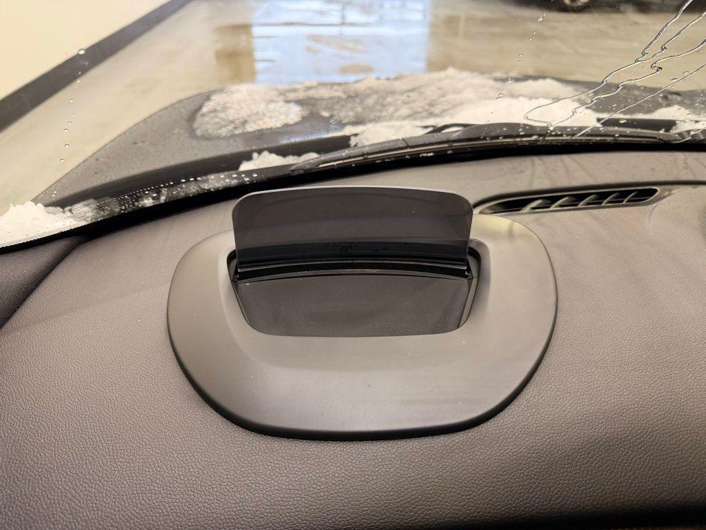 used 2023 MINI Hardtop car, priced at $23,999