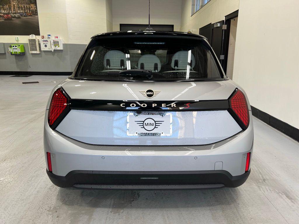 used 2025 MINI Hardtop car, priced at $31,595