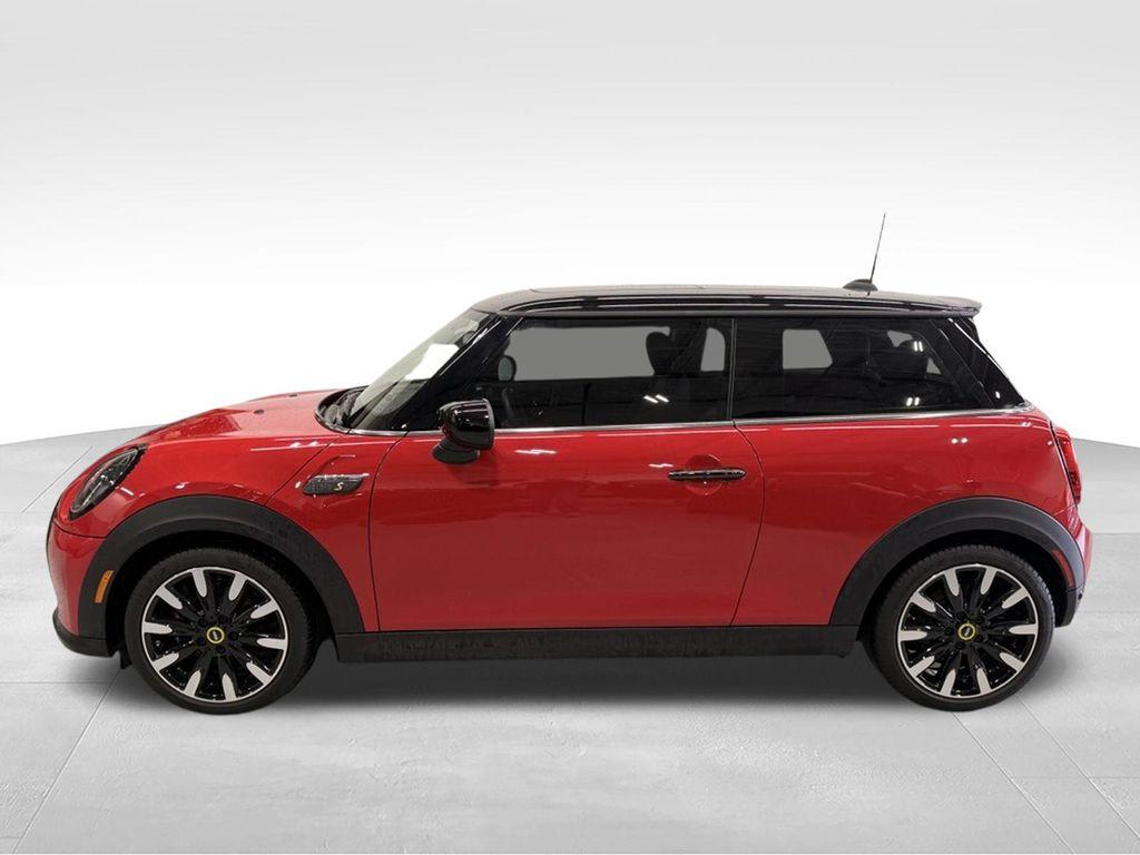 used 2024 MINI Hardtop car, priced at $24,688