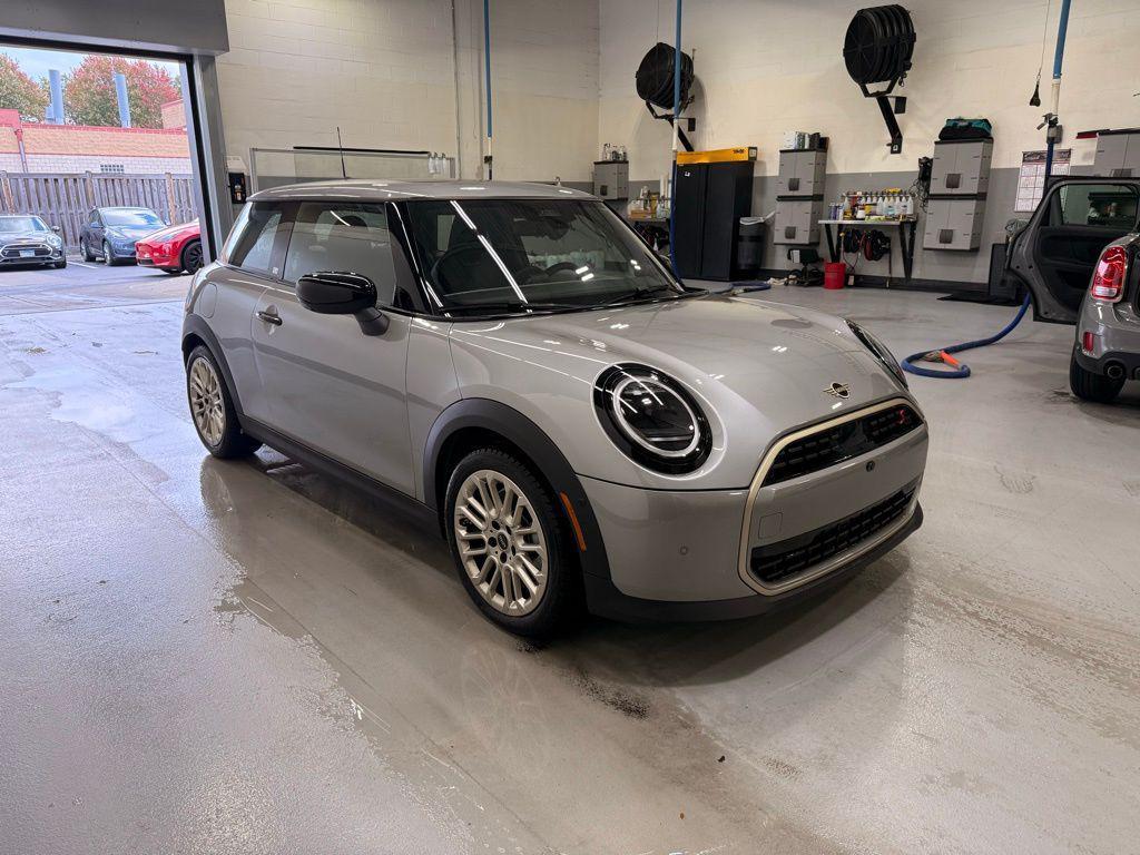 used 2025 MINI Hardtop car