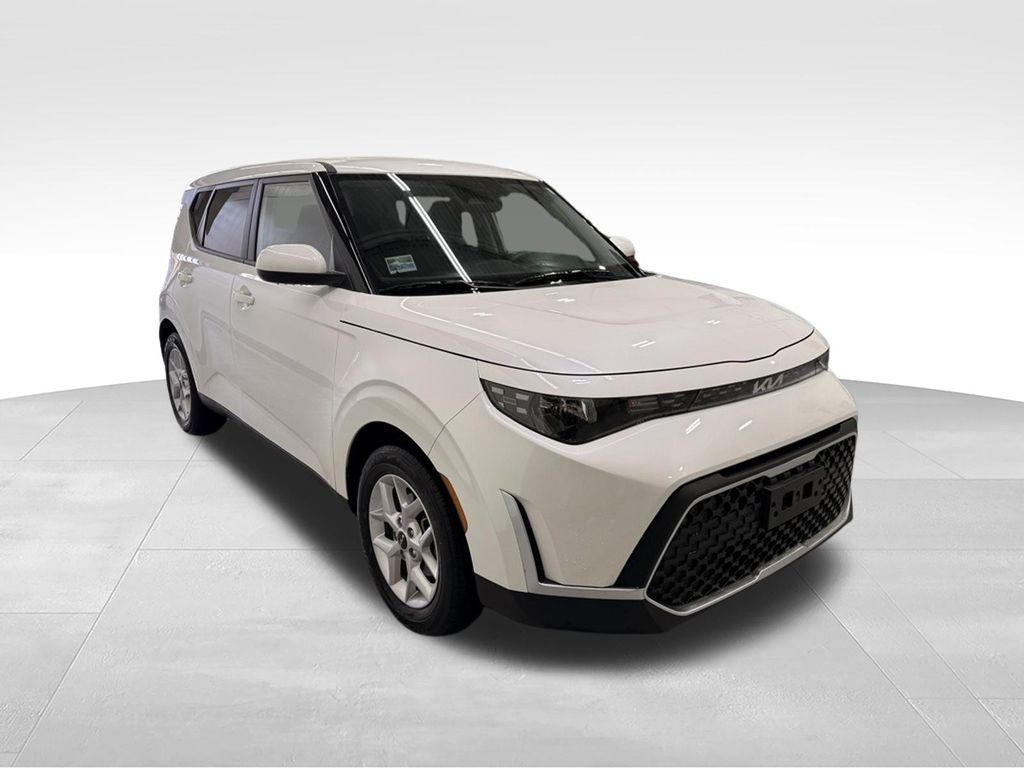 used 2025 Kia Soul car, priced at $19,997