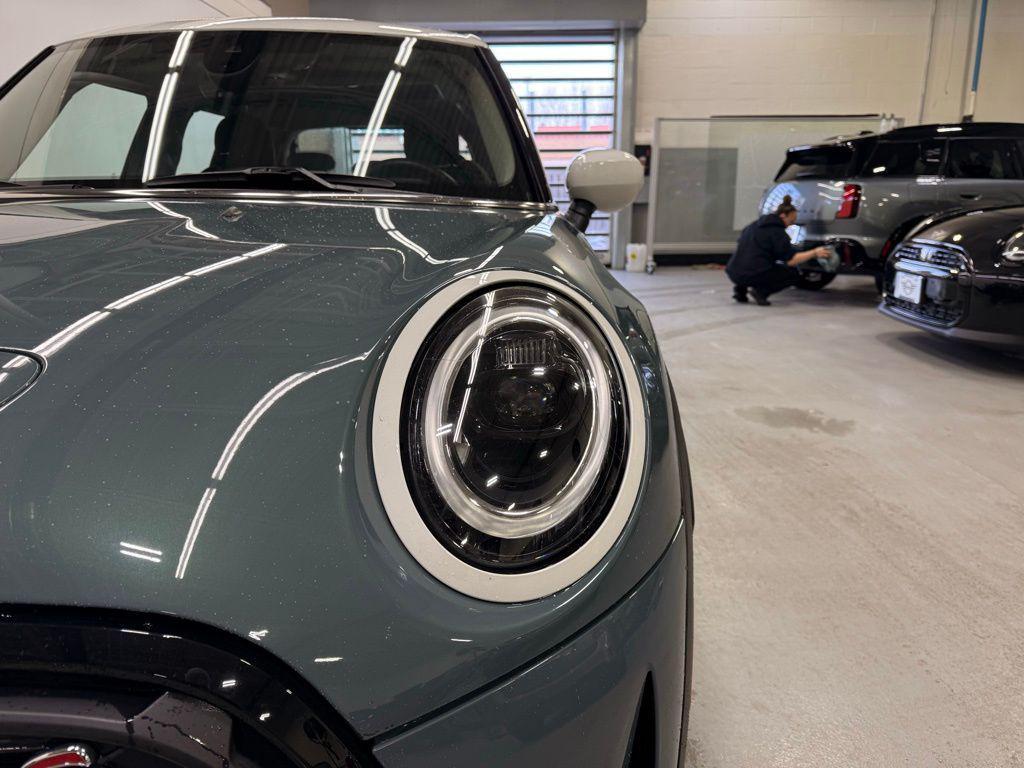 used 2023 MINI Hardtop car, priced at $25,999