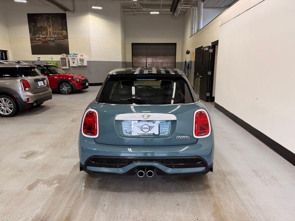 used 2023 MINI Hardtop car, priced at $25,999
