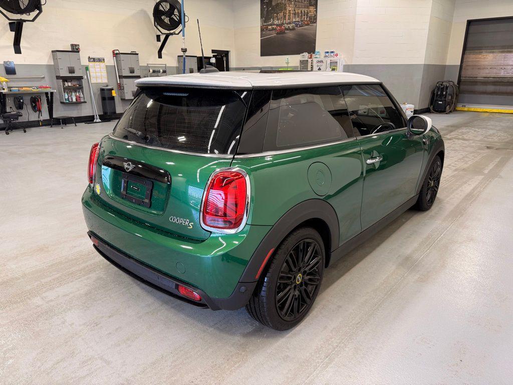 used 2024 MINI Hardtop car, priced at $25,999