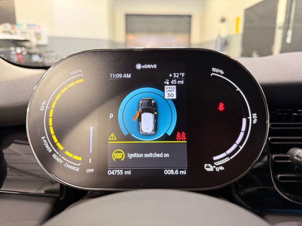 used 2024 MINI Hardtop car, priced at $25,999