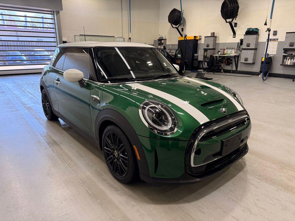 used 2024 MINI Hardtop car, priced at $25,999